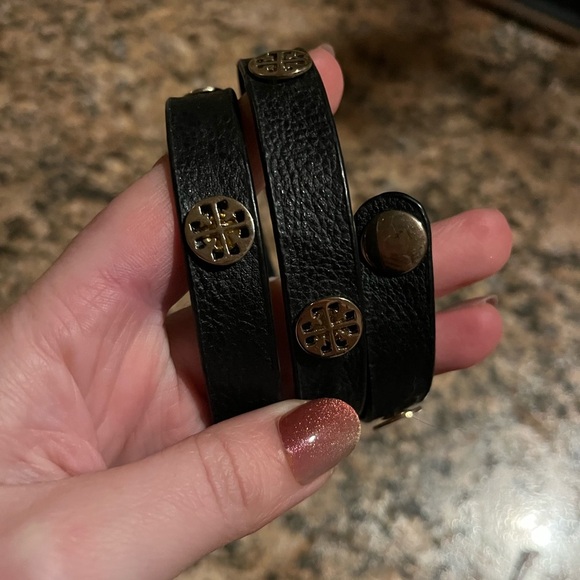 Tory Burch Black and Gold Double Wrap Bracelet - Picture 4 of 4